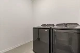 8324 Wheat Stone Dr, Zephyrhills, FL 33540 - Photo 23