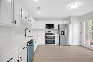 932 W Charing Cross Cir, Lake Mary, FL 32746 - Photo 9