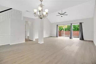 932 W Charing Cross Cir, Lake Mary, FL 32746 - Photo 7