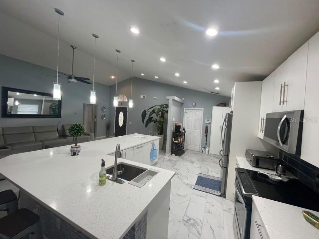 2290 Cobblefield Cir - 2290 Cobblefield Cir, Apopka, FL 32703 Luxury Property | Jose Angel Pina