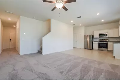 2042 Hemingway Circle, Groveland, FL 34736 - Photo 5