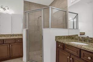 699 S Dixie Dr, Howey in the Hills, FL 34737 - Photo 15