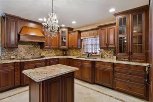 1714 Cheryl Ln, Kissimmee, FL 34744 - Photo 11