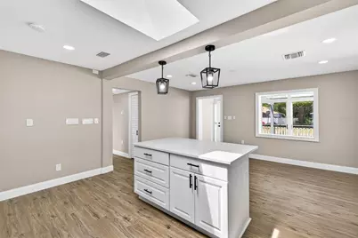 3620 E Tampa Circle, Tampa, FL 33629 - Photo 13