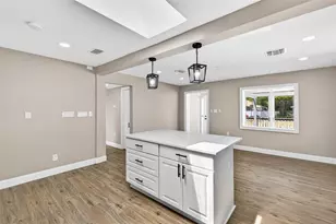 3620 E Tampa Cir, Tampa, FL 33629 - Photo 13