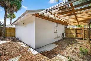 3620 E Tampa Cir, Tampa, FL 33629 - Photo 57