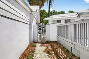 3620 E Tampa Cir, Tampa, FL 33629 - Photo 45