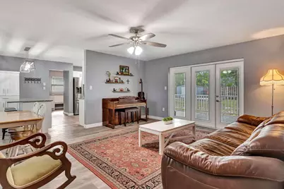 2510 51st Avenue Terrace W, Bradenton, FL 34207 - Photo 9