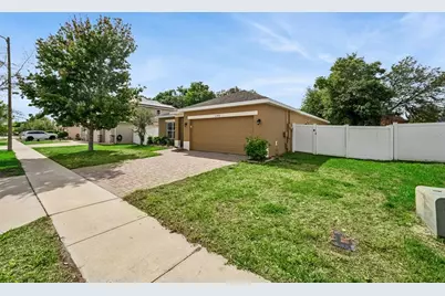 240 Whispering Pines Way, Davenport, FL 33837 - Photo 3