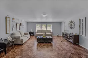 507 Sharon Hill Ct, Winter Haven, FL 33880 - Photo 3