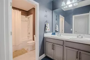 9394 Oglethorpe Dr, Groveland, FL 34736 - Photo 25