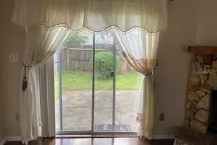 8960 Valencia Gardens Dr, Orlando, FL 32825 - Photo 7