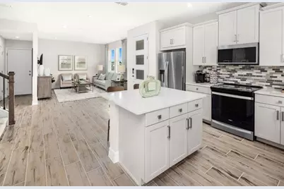 1102 Seaside Mist Trl, Kissimmee, FL 34747 - Photo 5