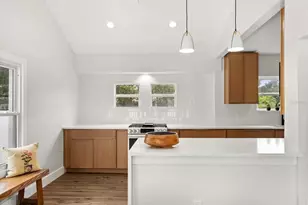 1112 W New Hampshire St, Orlando, FL 32804 - Photo 11