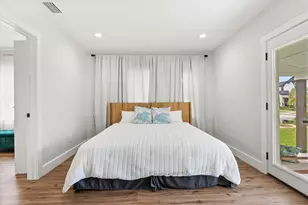 1112 W New Hampshire St, Orlando, FL 32804 - Photo 17