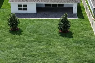 654 Campo Ln, Davenport, FL 33837 - Photo 17