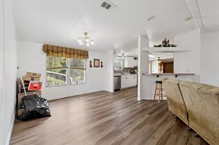 33601 Tammy Ln, Wesley Chapel, FL 33543 - Photo 5