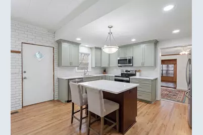 935 N Florida Avenue, Deland, FL 32763 - Photo 9