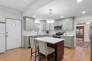 935 Florida Ave, Orange City, FL 32763 - Photo 9