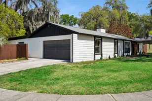 418 E Lakeshore Dr, Ocoee, FL 34761 - Photo 51