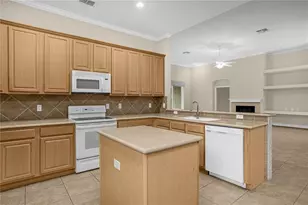 10674 Woodchase Cir, Orlando, FL 32836 - Photo 13