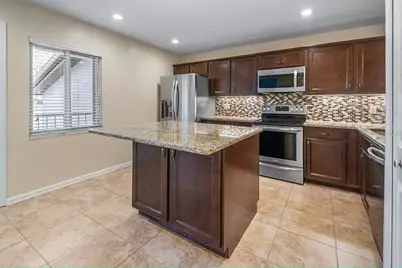 16 Escondido Circle #223, Altamonte Springs, FL 32701 - Photo 3