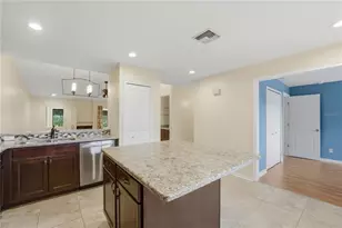 16 Escondido Cir, Altamonte Springs, FL 32701 - Photo 9