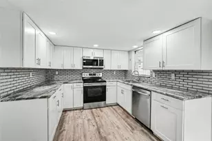 7255 Fireside Dr, Port Richey, FL 34668 - Photo 9