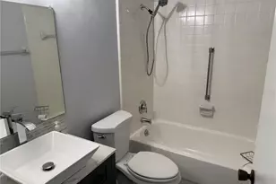 110 & 112 Gloucester Blvd, Sun City Center, FL 33573 - Photo 25