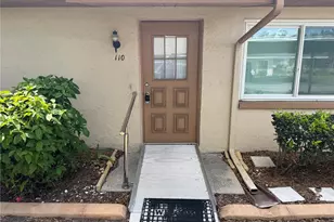 110 & 112 Gloucester Blvd, Sun City Center, FL 33573 - Photo 3