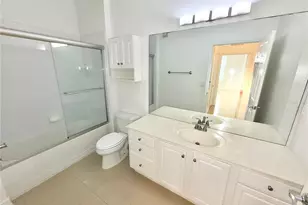 3326 Robert Trent Jones Dr, Orlando, FL 32835 - Photo 11