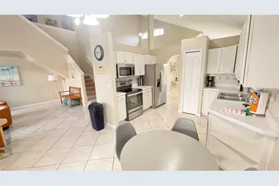 642 Pinewood Drive, Davenport, FL 33896 - Photo 9