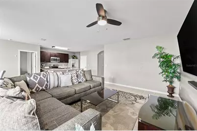 412 Aberdeen Dr Drive, Davenport, FL 33896 - Photo 11