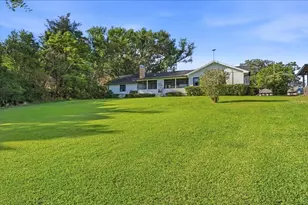 236 W Lake Ina Dr, Winter Haven, FL 33884 - Photo 7