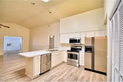 616 Crystals Boulevard, Winter Haven, FL 33884 - Photo 9