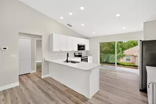 2961 E Brigadoon Ct, Hernando, FL 34442 - Photo 11