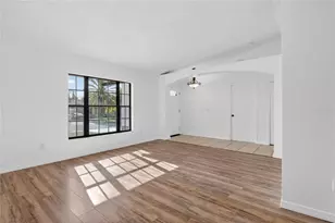 2075 Hedgerow Cir, Ocoee, FL 34761 - Photo 11