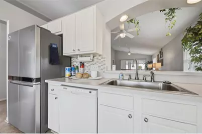 1014 Challenger Avenue, Davenport, FL 33897 - Photo 11