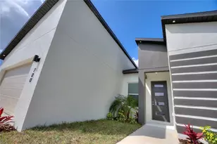 700 Desmoines Dr, Kissimmee, FL 34759 - Photo 3