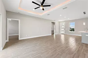 700 Desmoines Dr, Kissimmee, FL 34759 - Photo 7