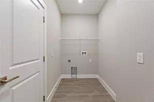 700 Desmoines Dr, Kissimmee, FL 34759 - Photo 23