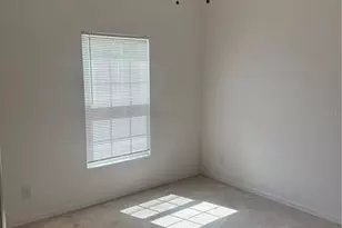 23635 Companero Dr, Sorrento, FL 32776 - Photo 5
