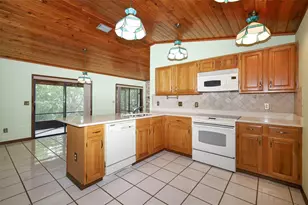 4057 Winderlakes Dr, Orlando, FL 32835 - Photo 9