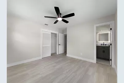 413 Country Club Drive, Oldsmar, FL 34677 - Photo 11