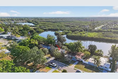 413 Country Club Drive, Oldsmar, FL 34677 - Photo 35