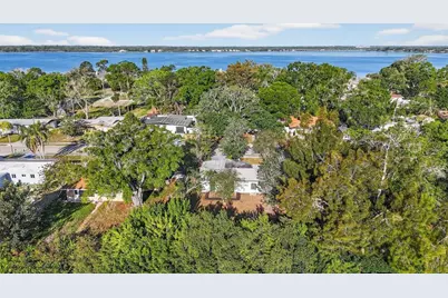 413 Country Club Drive, Oldsmar, FL 34677 - Photo 41