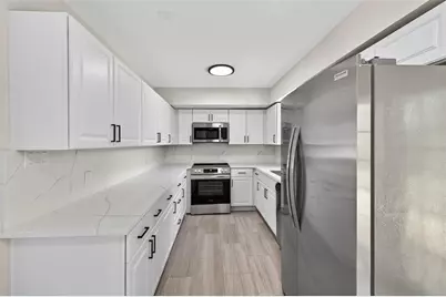 413 Country Club Drive, Oldsmar, FL 34677 - Photo 7