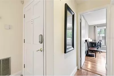 5321 Indian Creek Drive #D, Orlando, FL 32811 - Photo 11