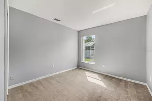 142 Santana Pl, Davenport, FL 33897 - Photo 21