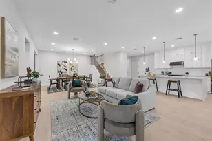 407 Calhoun Pl, Orlando, FL 32801 - Photo 9